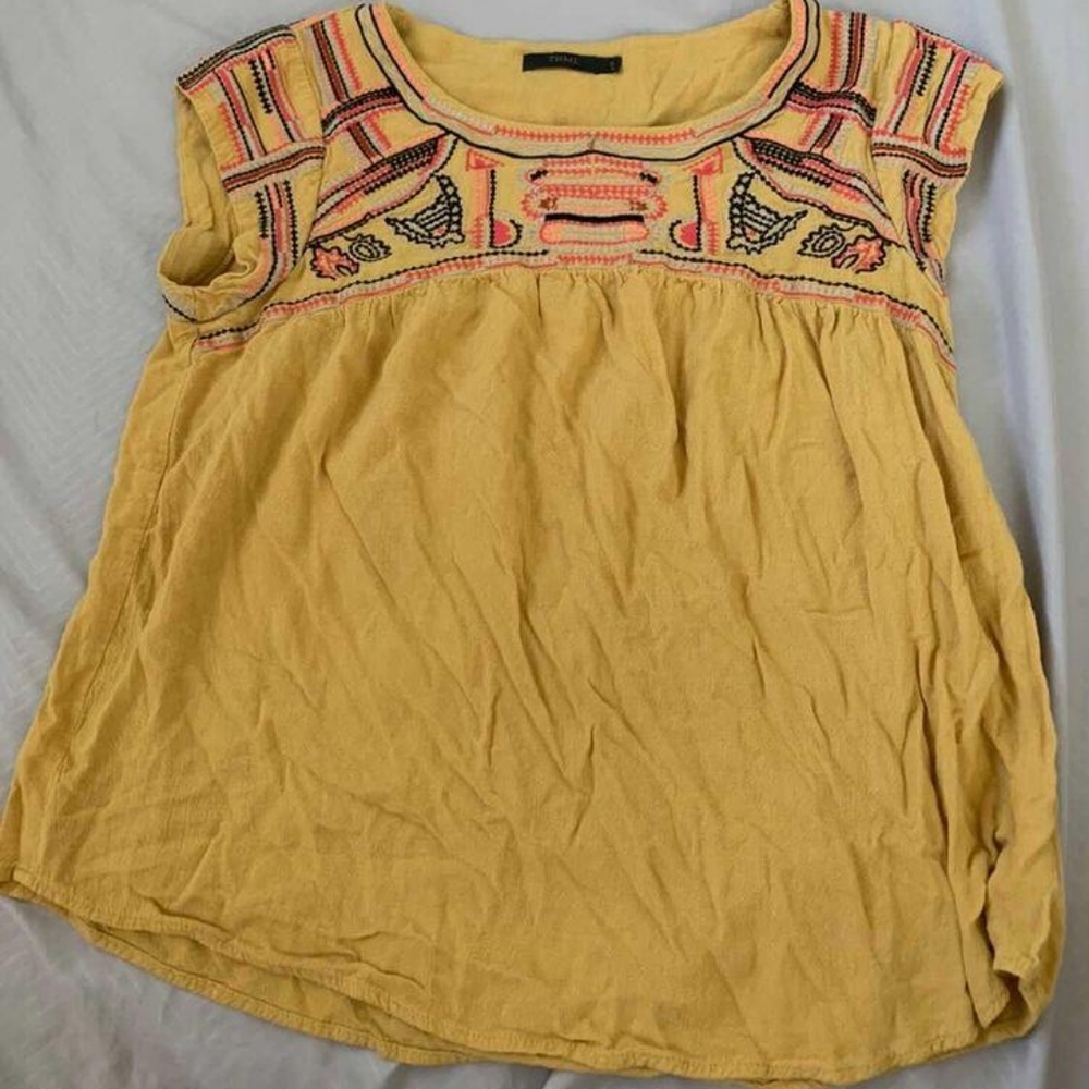Mustard bohemian lookin top